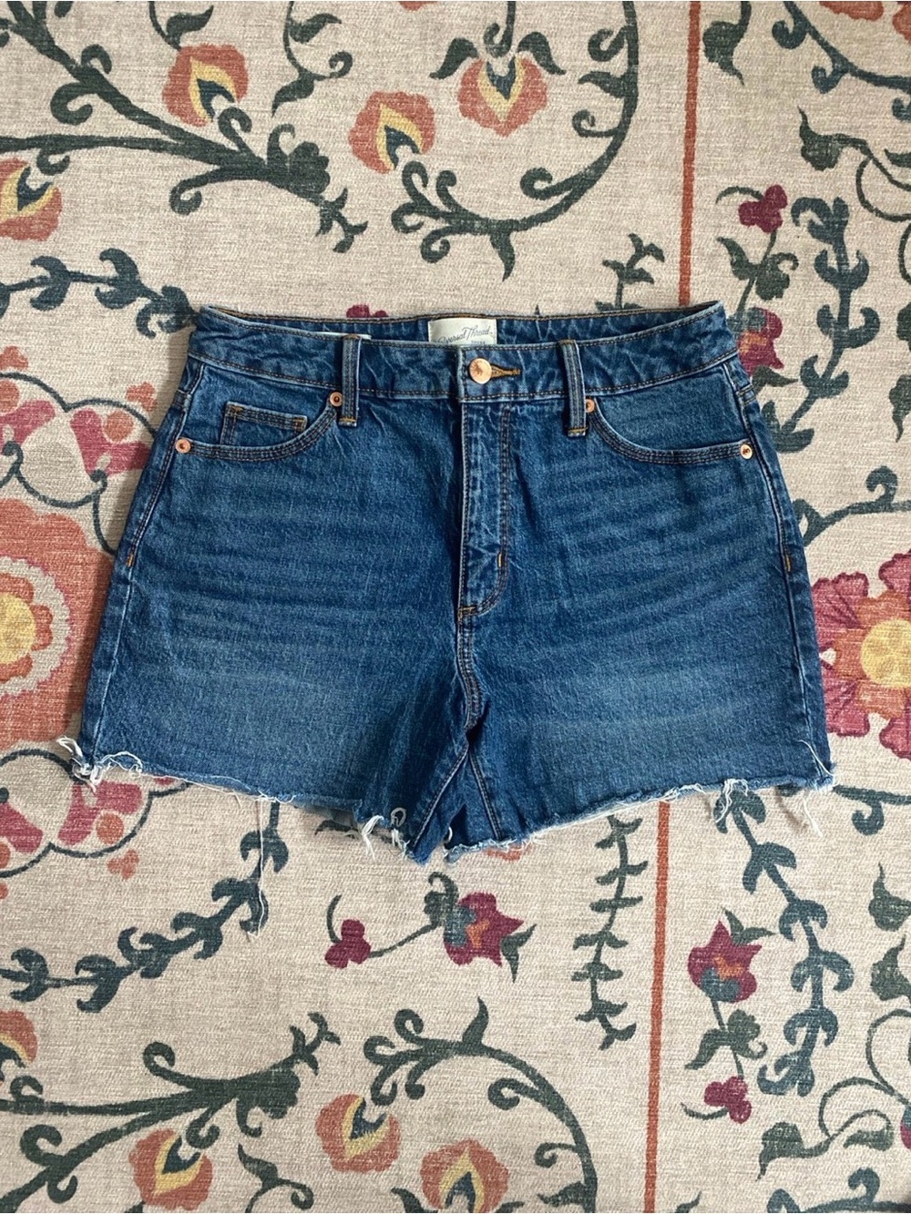 Universal Thread Dark Blue High-Rise Raw-Hem Denim Shorts